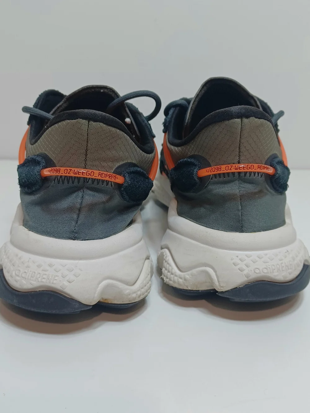 Adidas Ozweego 'Black Signal Coral' men's size 9